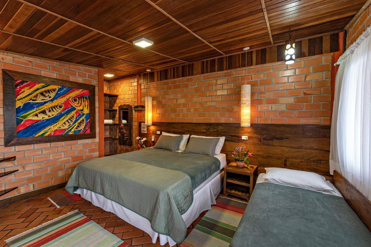 Grajagan Surf Resort Ilha do Mel Δωμάτιο φωτογραφία