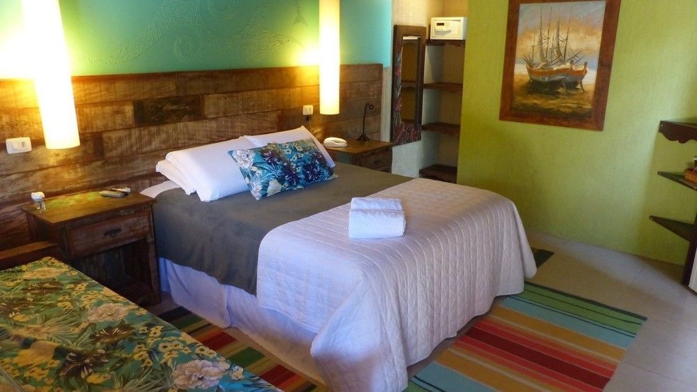 Grajagan Surf Resort Ilha do Mel Εξωτερικό φωτογραφία