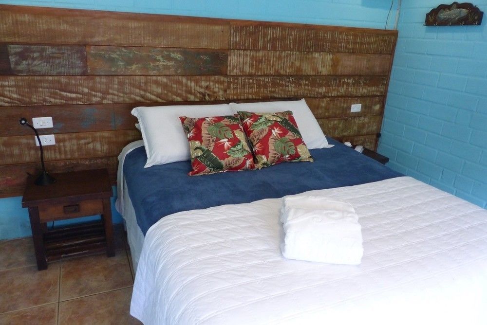 Grajagan Surf Resort Ilha do Mel Εξωτερικό φωτογραφία