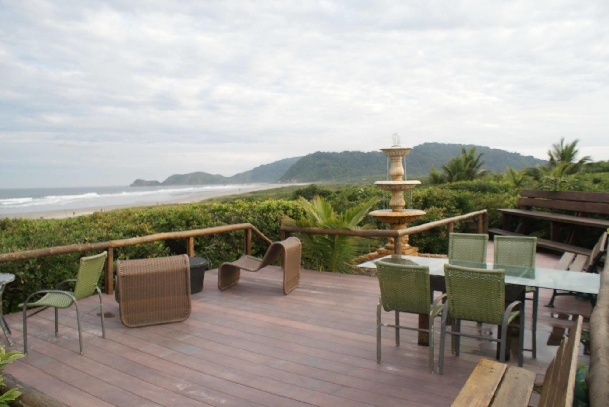 Grajagan Surf Resort Ilha do Mel Εξωτερικό φωτογραφία